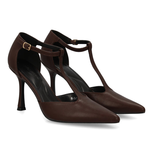 Stiletto de tacón fino  Diseño elegante  silueta clásica. Zapato de salón con ta