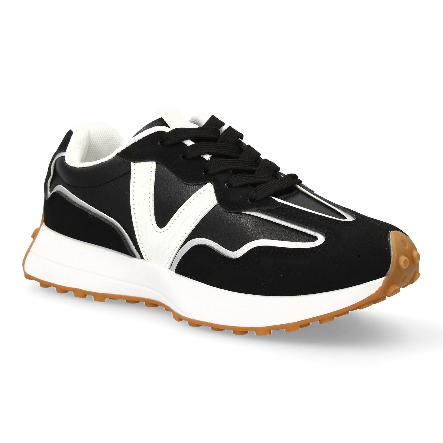 Zapatilla deportiva con Diseño moderno y suela dentada. Detalles de contraste c