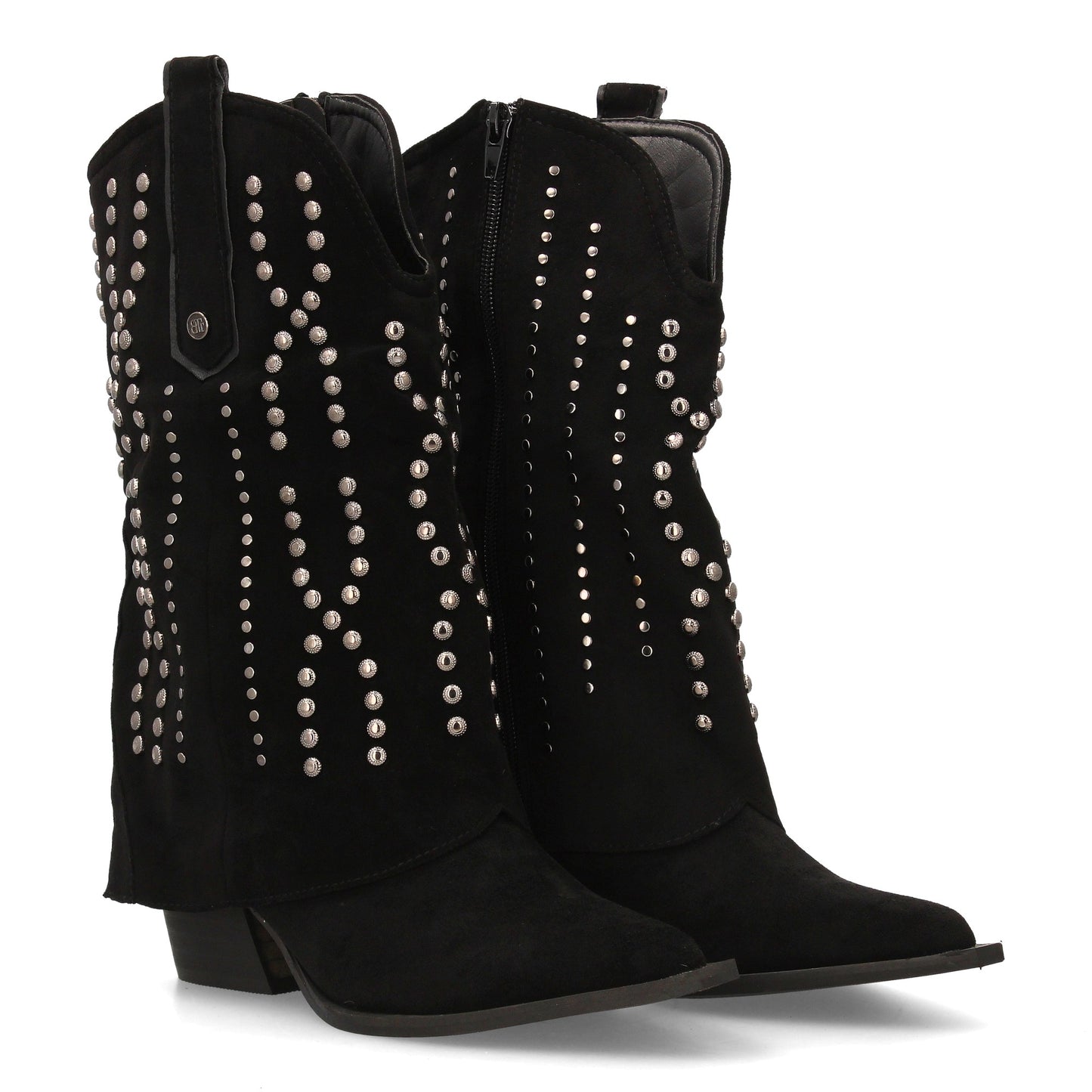 Botín cowboy para mujer con caña media y diseño campero. Decorado con tachu