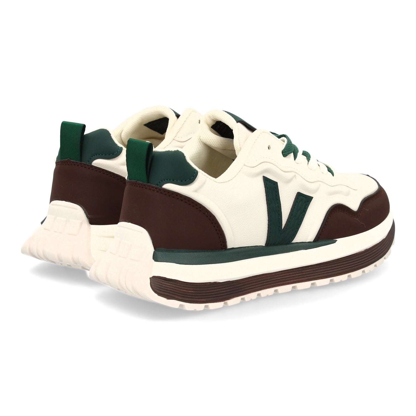Zapatilla deportiva con Diseño moderno y suela dentada. Detalles de contraste  c
