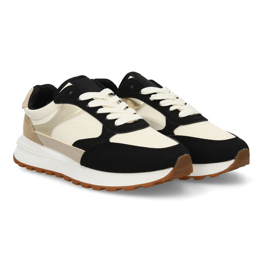 Zapatilla deportiva para mujer de estilo casual combina materiales y textur