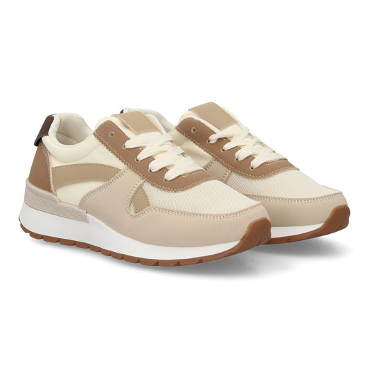 Zapatillas deportivas estilo urbano con diseño multicapas y malla transpira