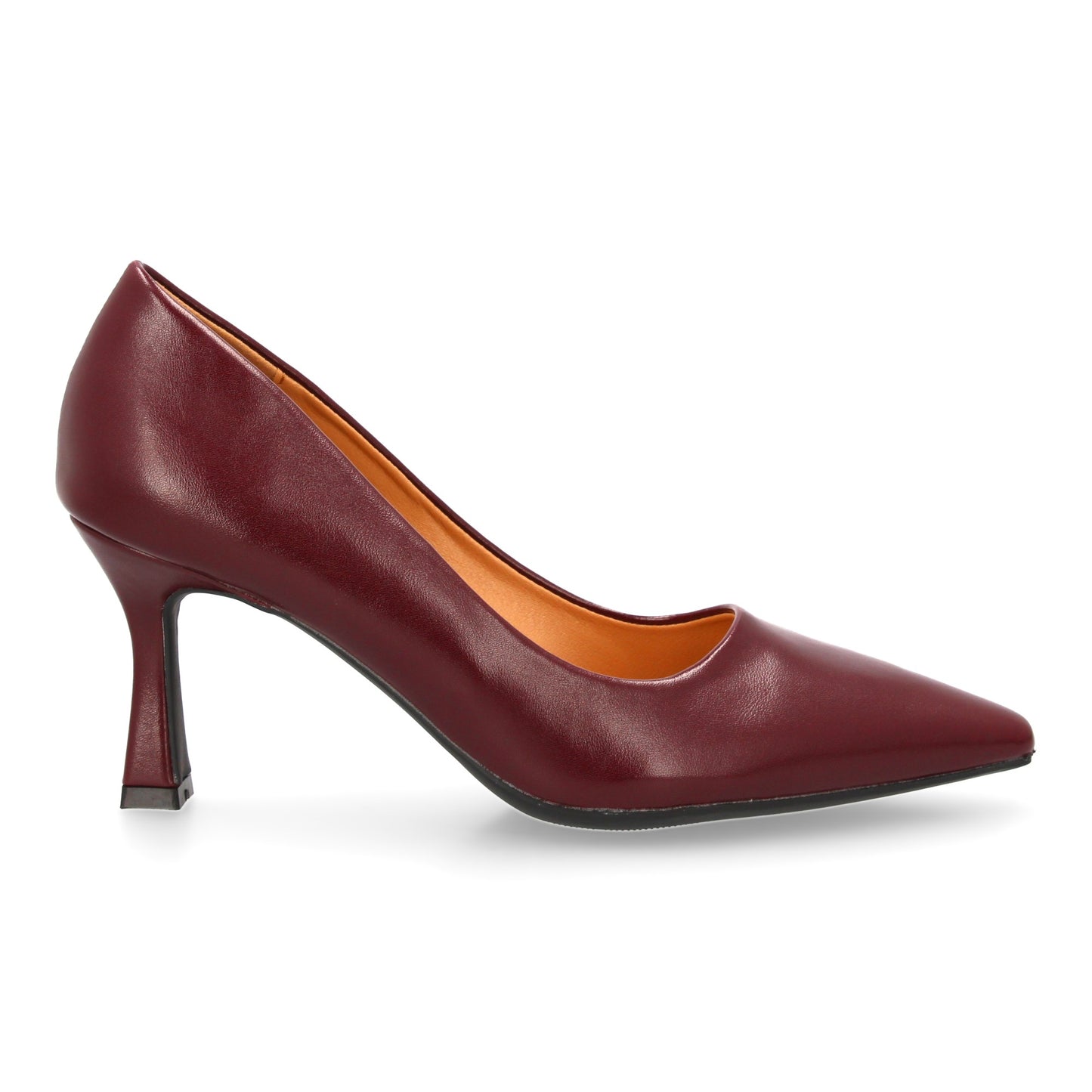 Zapato de salón clásico con punta fina y tacón comodo. Estampado liso sin cierre