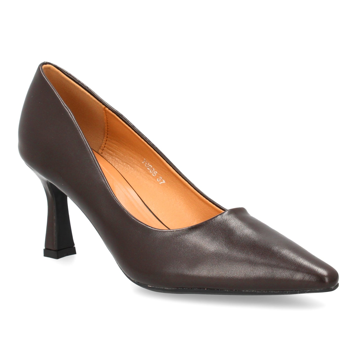 Zapato de salón clásico con punta fina y tacón comodo. Estampado liso sin cierre