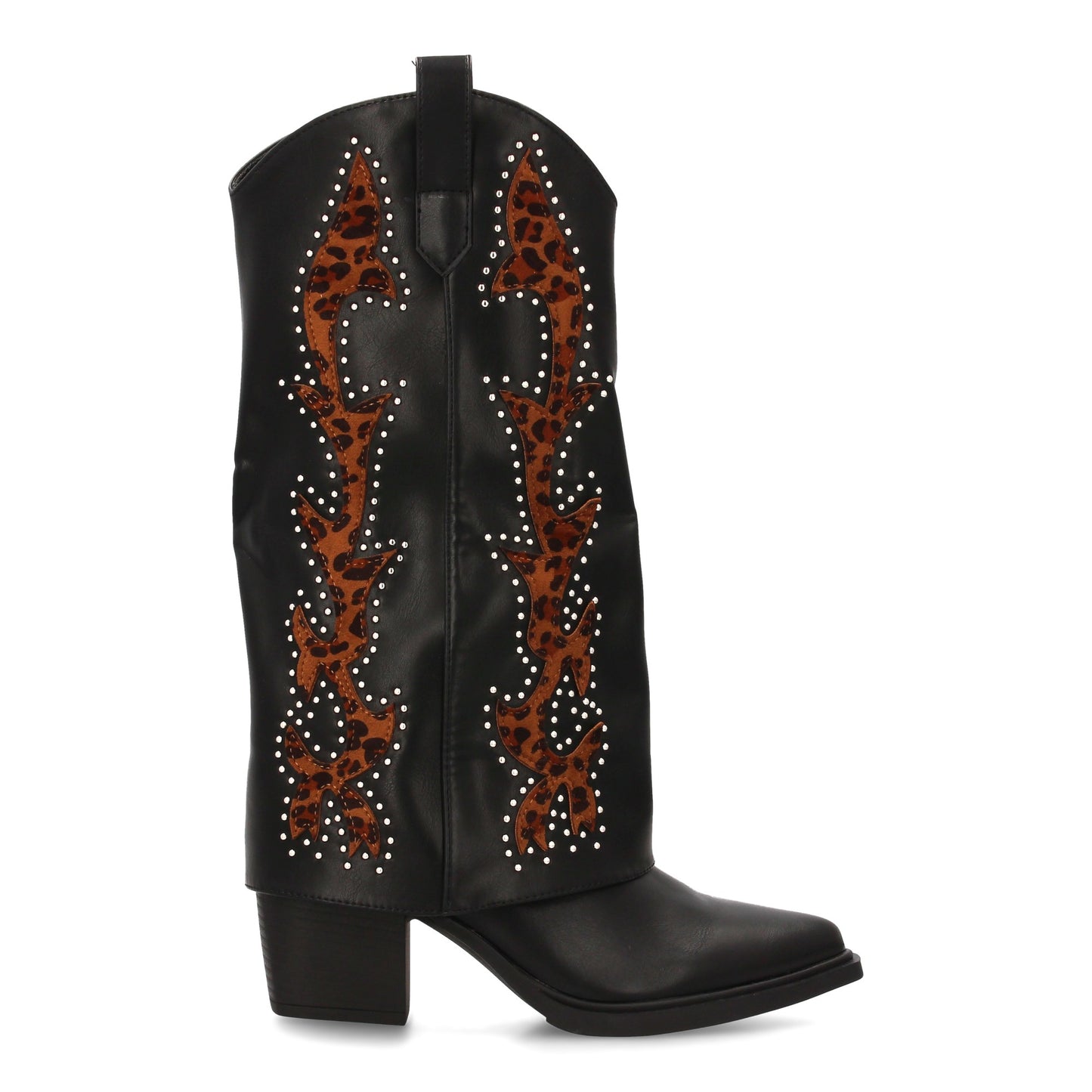 Bota cowboy de caña alta con bordados estampados y tachuelas metálicas. tacón an