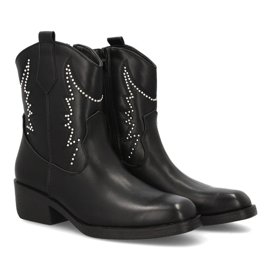 Bota cowboy para mujer con caña media adornada con tachuelas decorativas y costu